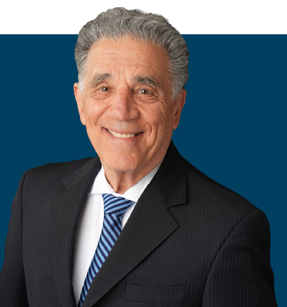 Louis F. Locascio, juez del Tribunal Superior de Justicia, jubilado.